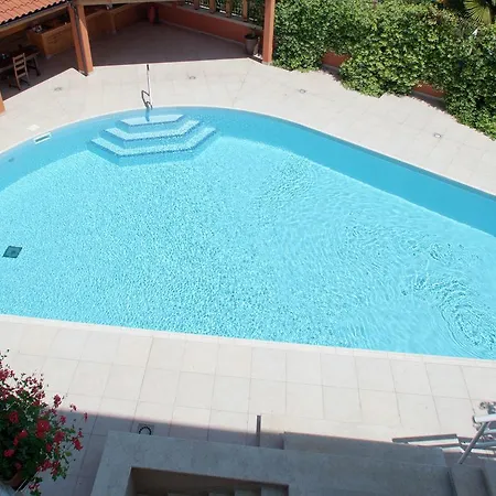 Lejlighed Modern Seaside In With Swimming Pool *